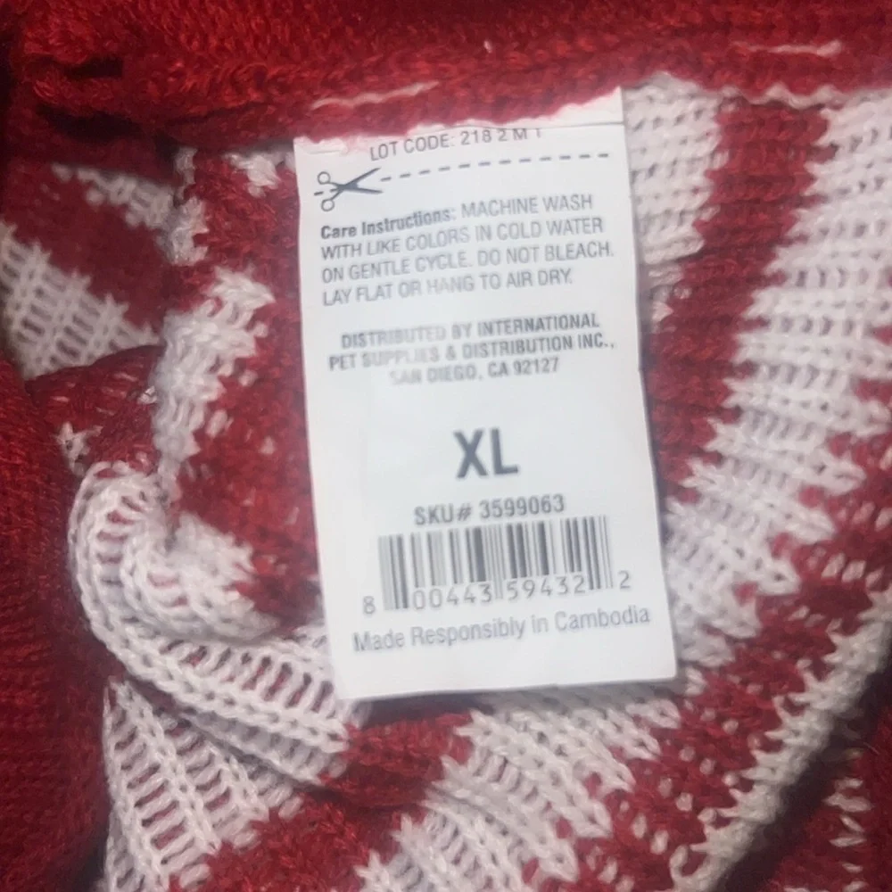 Dog Pet Hoodie. Reindeer. Red and White. XL. Runs small